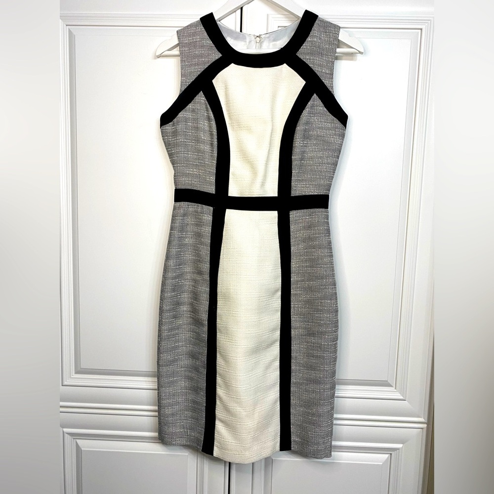 Venus Size 4 Sleeveless Fitted Midi Colour Block Dress Lined Crew Neck Like New!